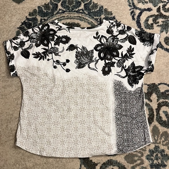 Appleseed’s shirt - Picture 3 of 3